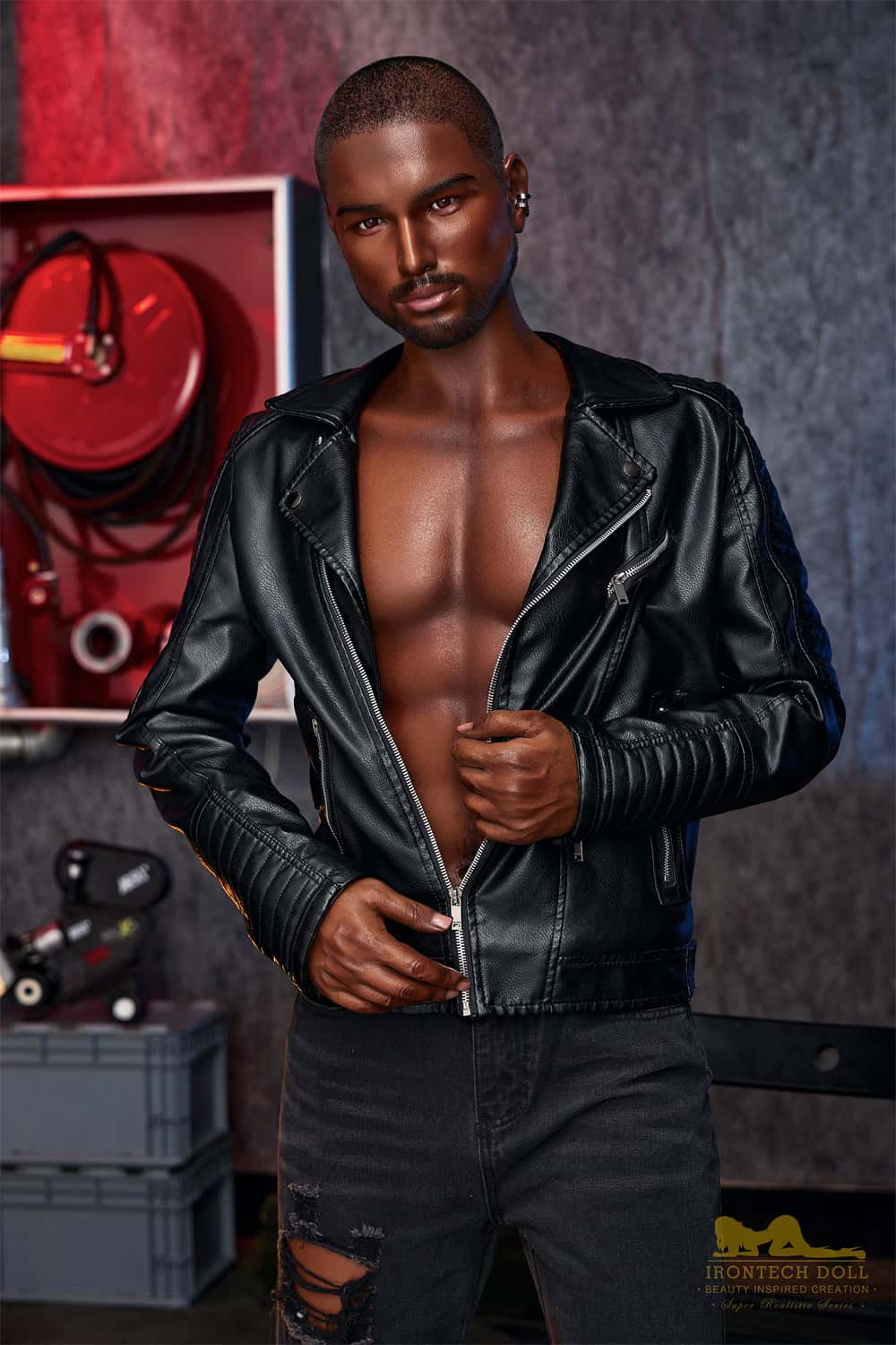 Test de la poupée Irontech Kevin M1 : découvrez les caractéristiques d'une poupée sexuelle masculine premium en silicone de 170 cm