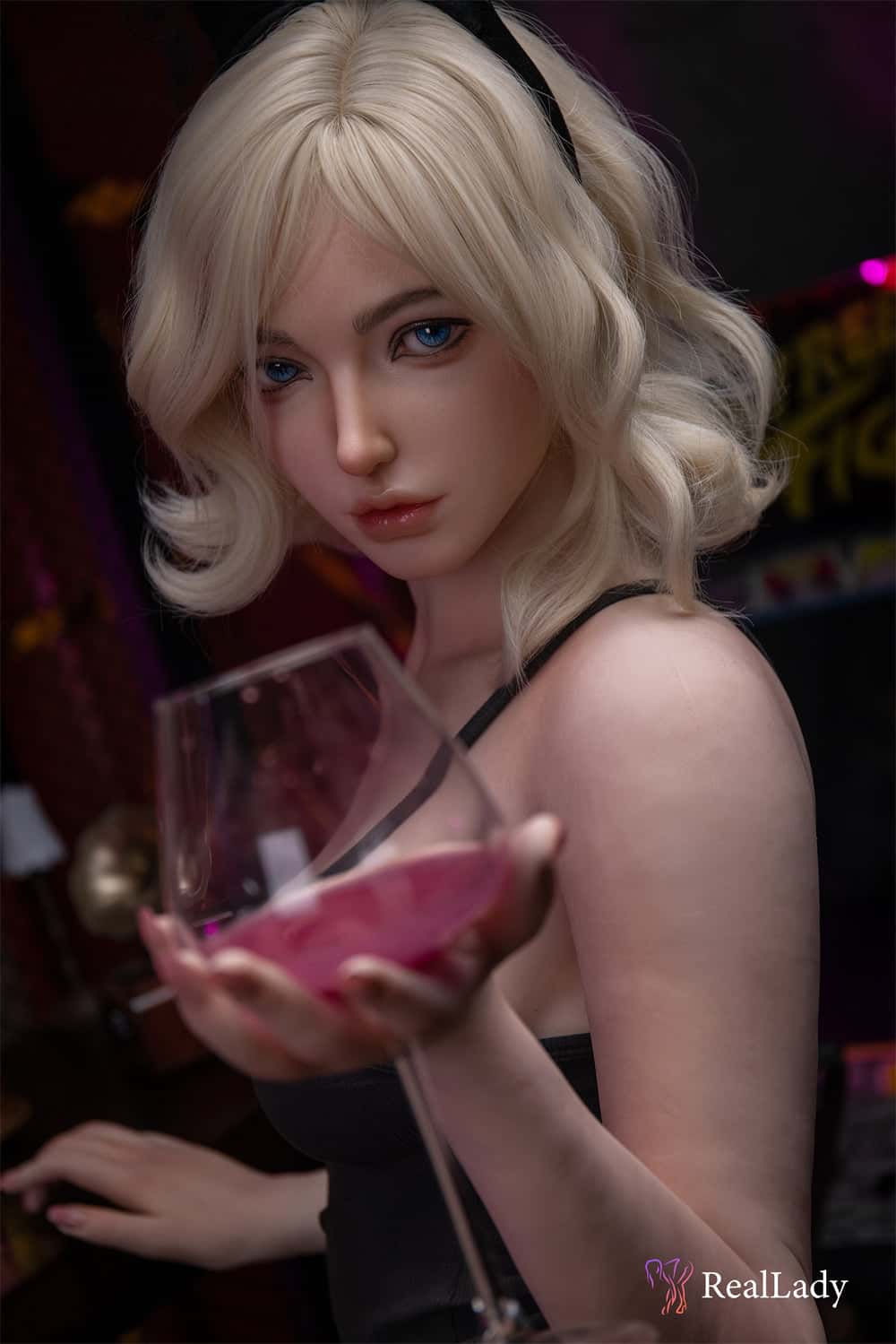 Test de la Real Lady Doll Cily S41 : découvrez la poupée sexuelle en silicone premium de 170 cm avec bonnet D