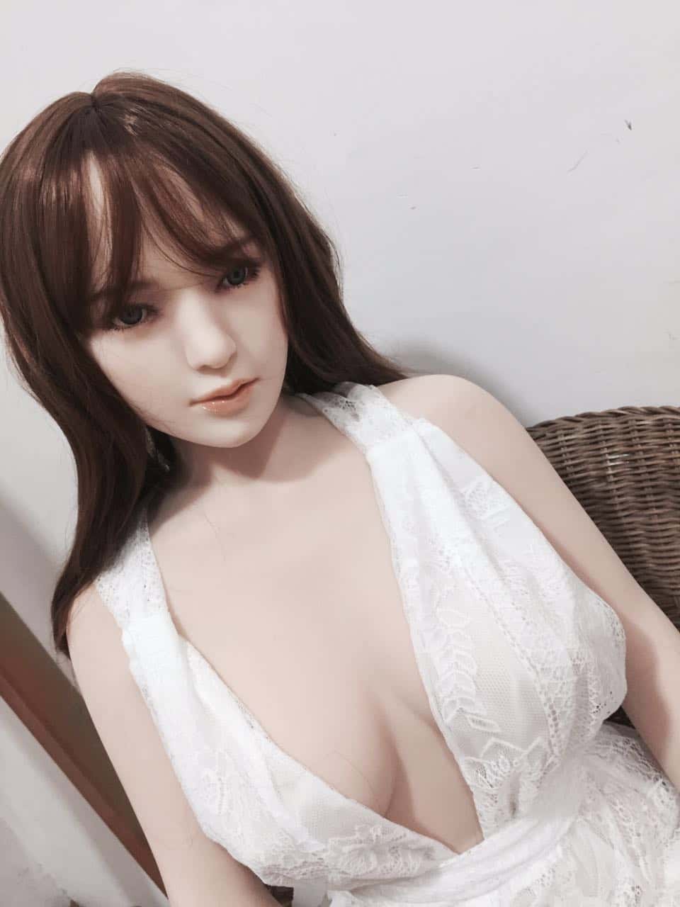 Test de la poupée sexuelle asiatique Qita Doll Azami : découvrez ses caractéristiques