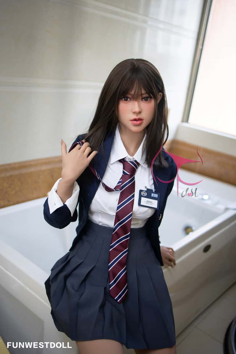 Test de la poupée sexuelle réaliste Lucy de Funwest Doll (165 cm) en TPE - FWD051
