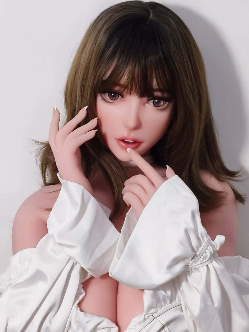 Test de la poupée sexuelle réaliste Elsababe Doll Akimoto Mami 160 cm en silicone