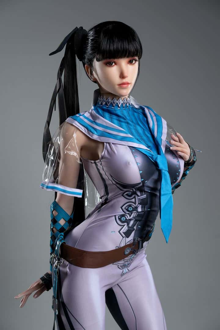 Game Lady Doll - Eve : un test complet de la poupée sexuelle anime en silicone de 171 cm, bonnet G