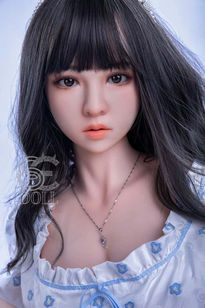Test de la SEDOLL Kiko.E : découvrez le réalisme d'une poupée sexuelle asiatique entièrement en silicone