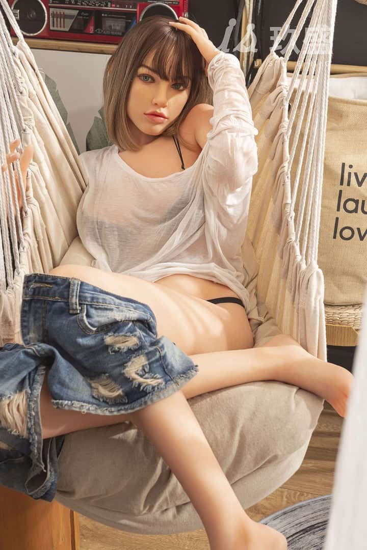 Jiusheng - Lisa : un aperçu complet de la poupée sexuelle Jiusheng avec tête en silicone et corps en TPE