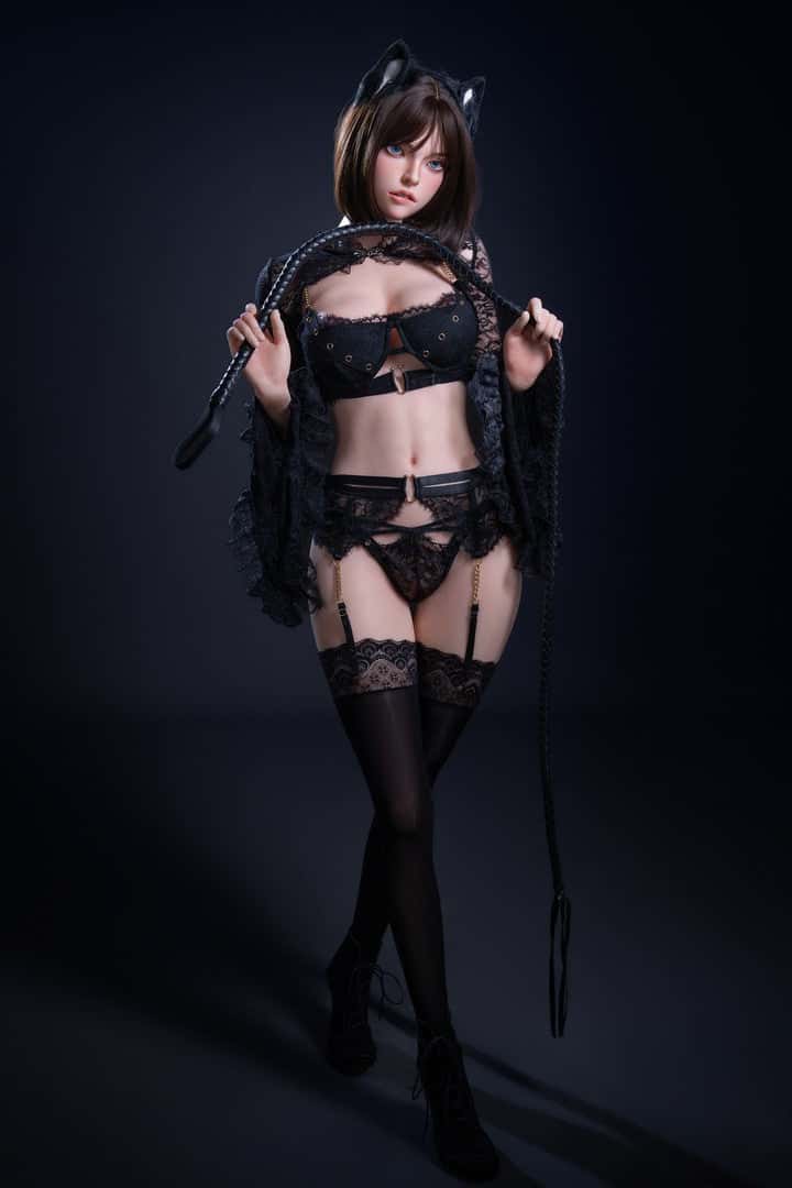 Test de la poupée sexuelle en silicone Top Fire Doll 158 cm F-Cup T05 : un aperçu complet du réalisme et des performances