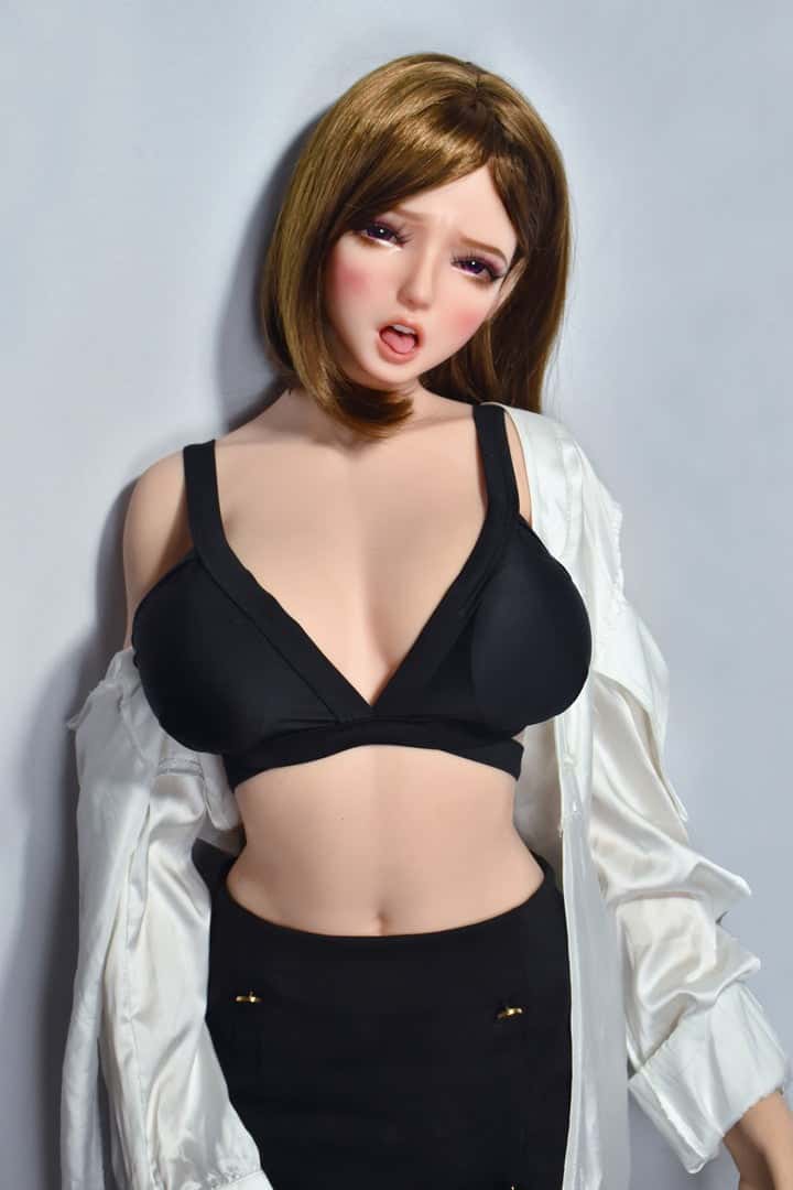 Test de la poupée sexuelle réaliste en silicone Hasegawa Yukina 150 cm - Elsababe Doll