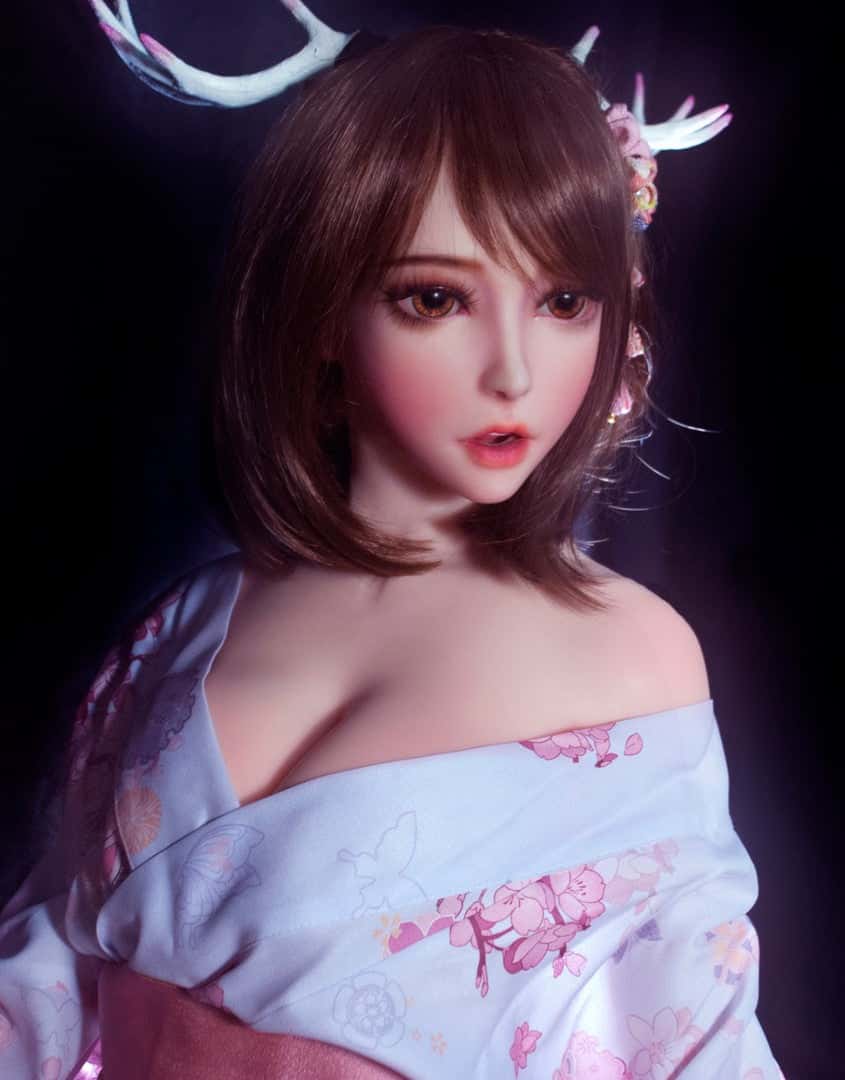 Test de la poupée sexuelle réaliste Elsababe Doll Akimoto Mitsuki 150 cm en silicone