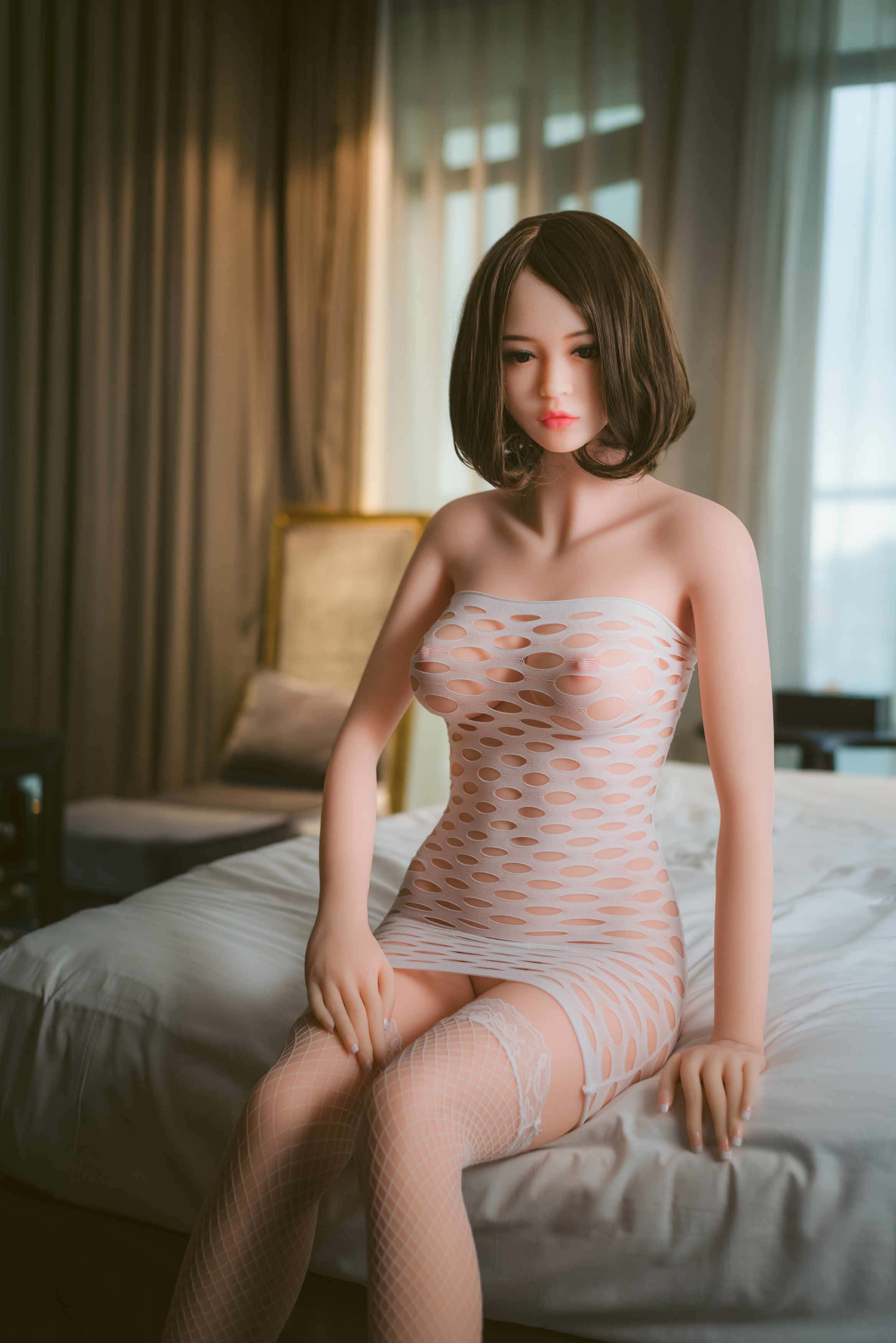 Poupée WM - Imogen : une évaluation complète de la poupée sexuelle grandeur nature en TPE (163 cm) avec bonnet C