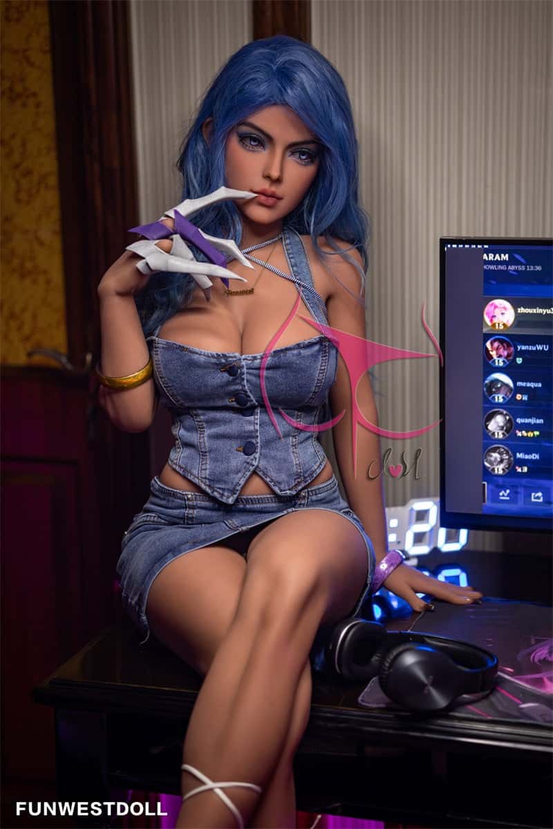 Test de la poupée sexuelle réaliste en TPE Funwest Doll - Lexie, bonnet F, 155 cm - FWD034