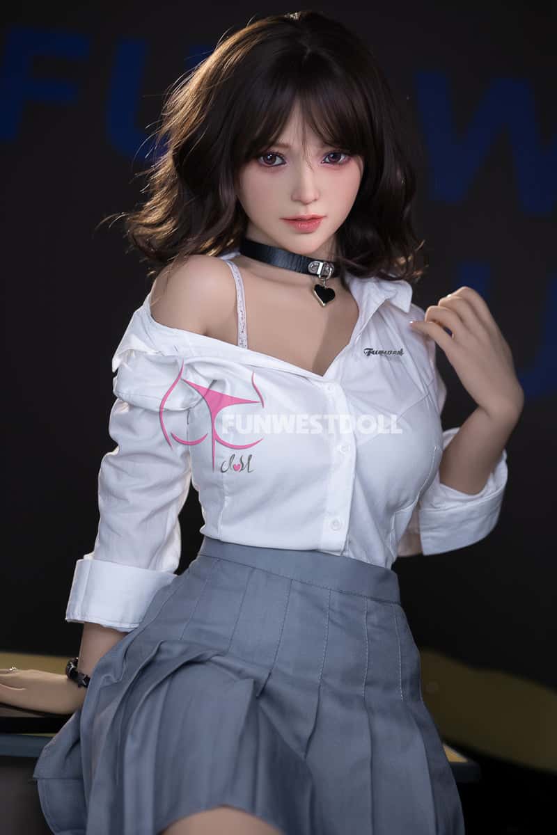 Poupée Funwest - Alice : Test complet de la poupée sexuelle TPE bonnet F 155 cm FWD075