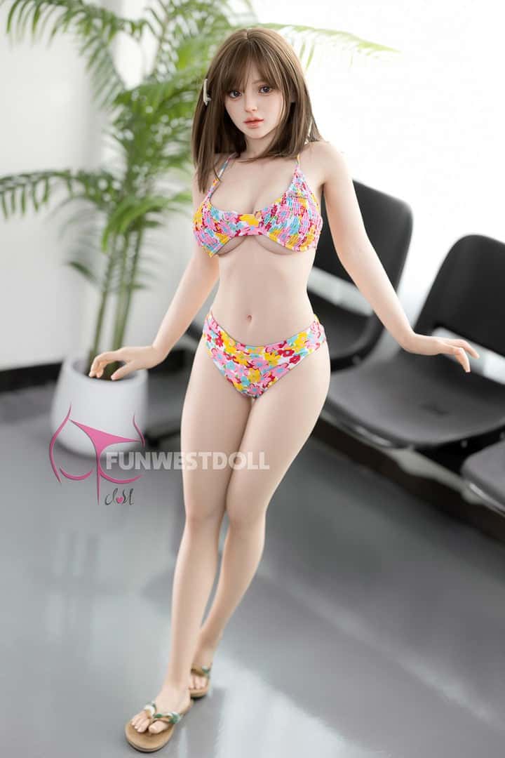 Test de la poupée sexuelle réaliste en TPE (152 cm) Lily (bonnet D) - FWD095