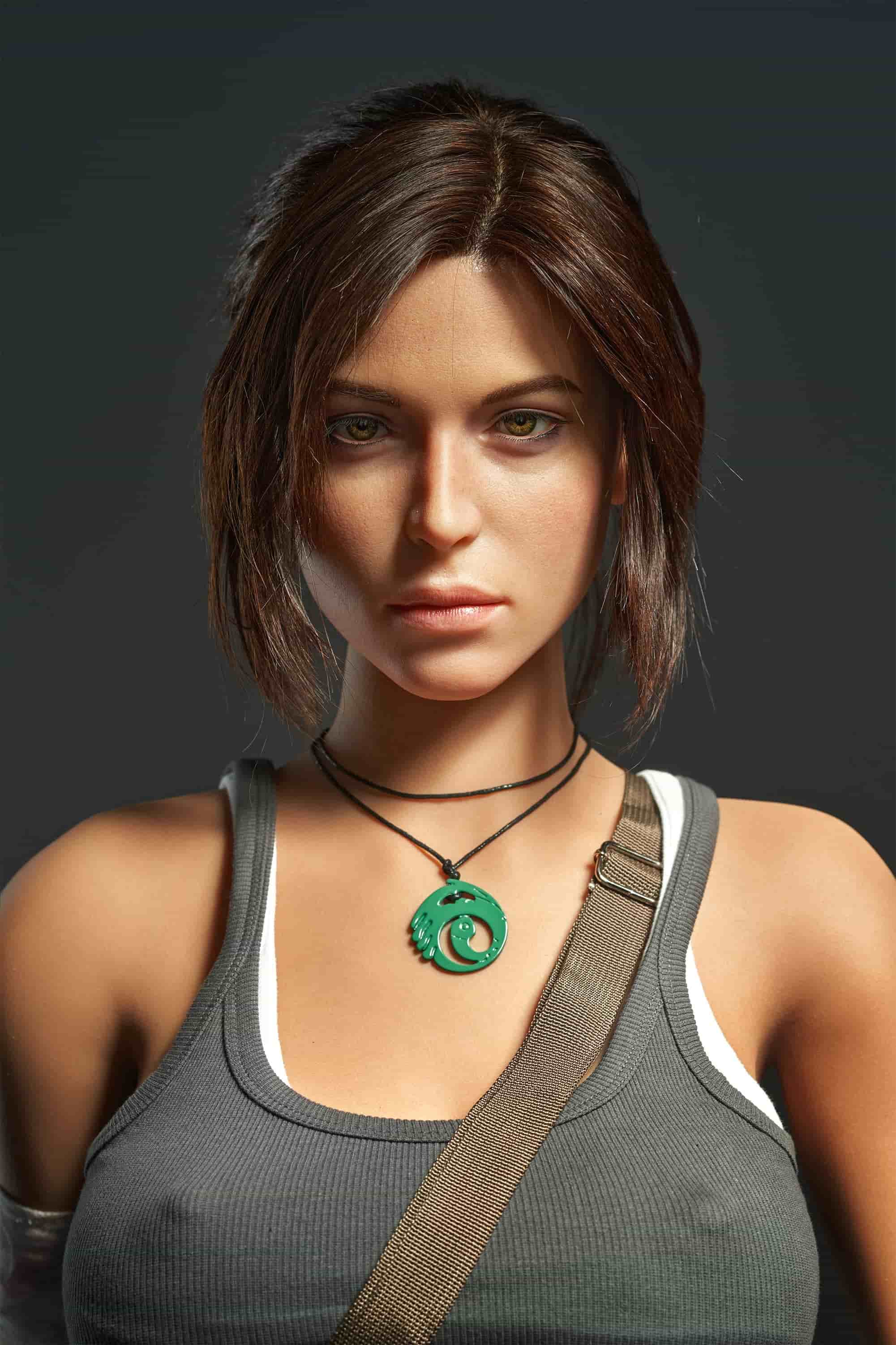 Lara Croft : Poupée sexuelle anime en silicone de 166 cm, bonnet E - Test complet