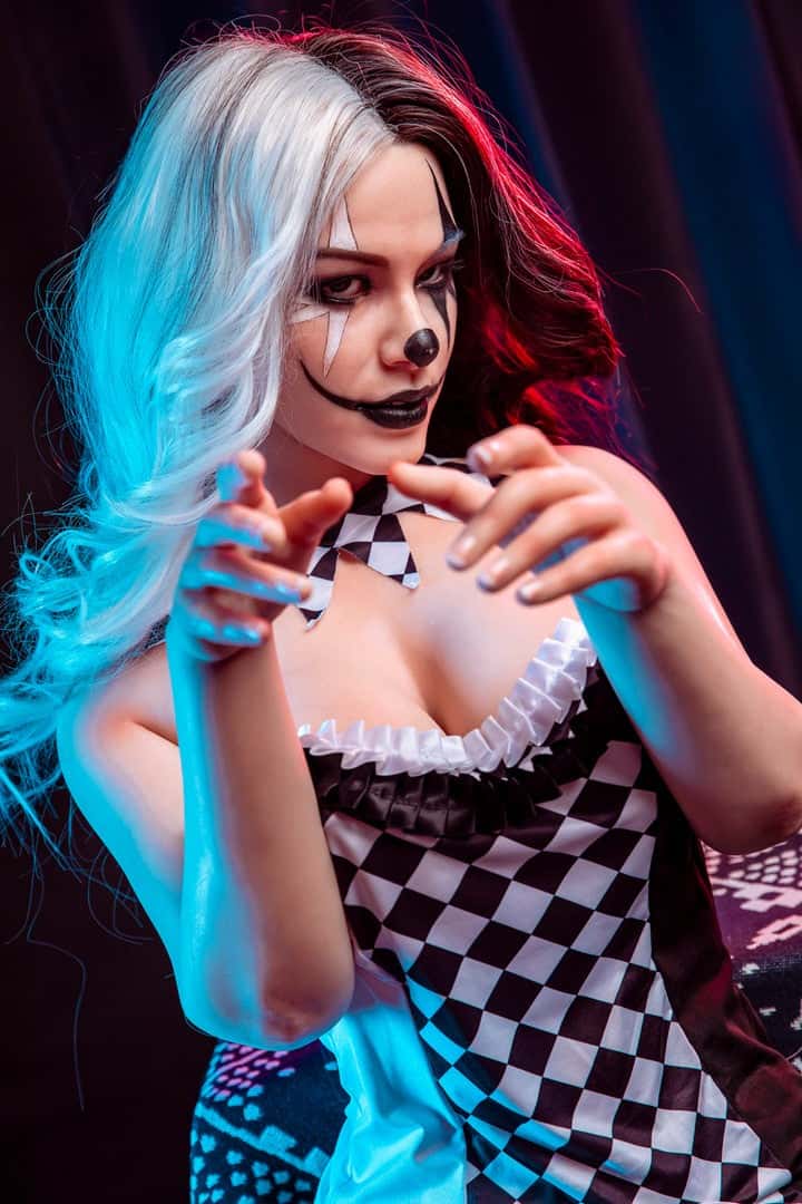 Starpery Oksana Halloween Edition : un test complet de la poupée sexuelle réaliste en silicone de 163 cm (bonnet G)