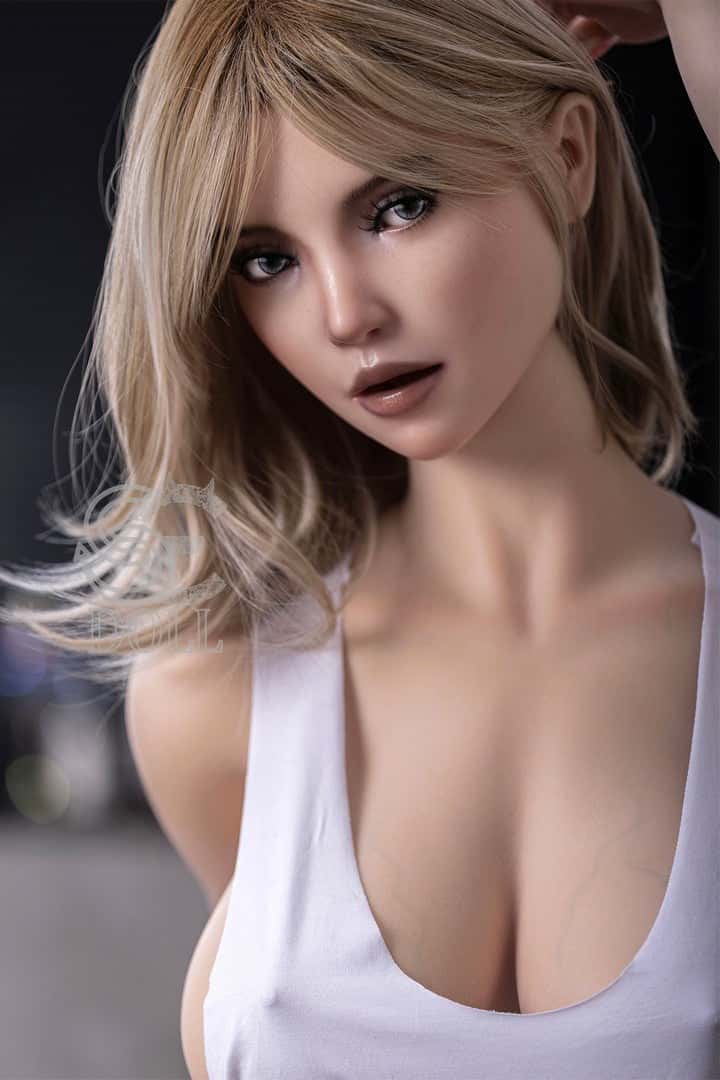 Test de la poupée sexuelle blanche SEDOLL Jenny.J : découvrez les caractéristiques de la poupée sexuelle entièrement en silicone